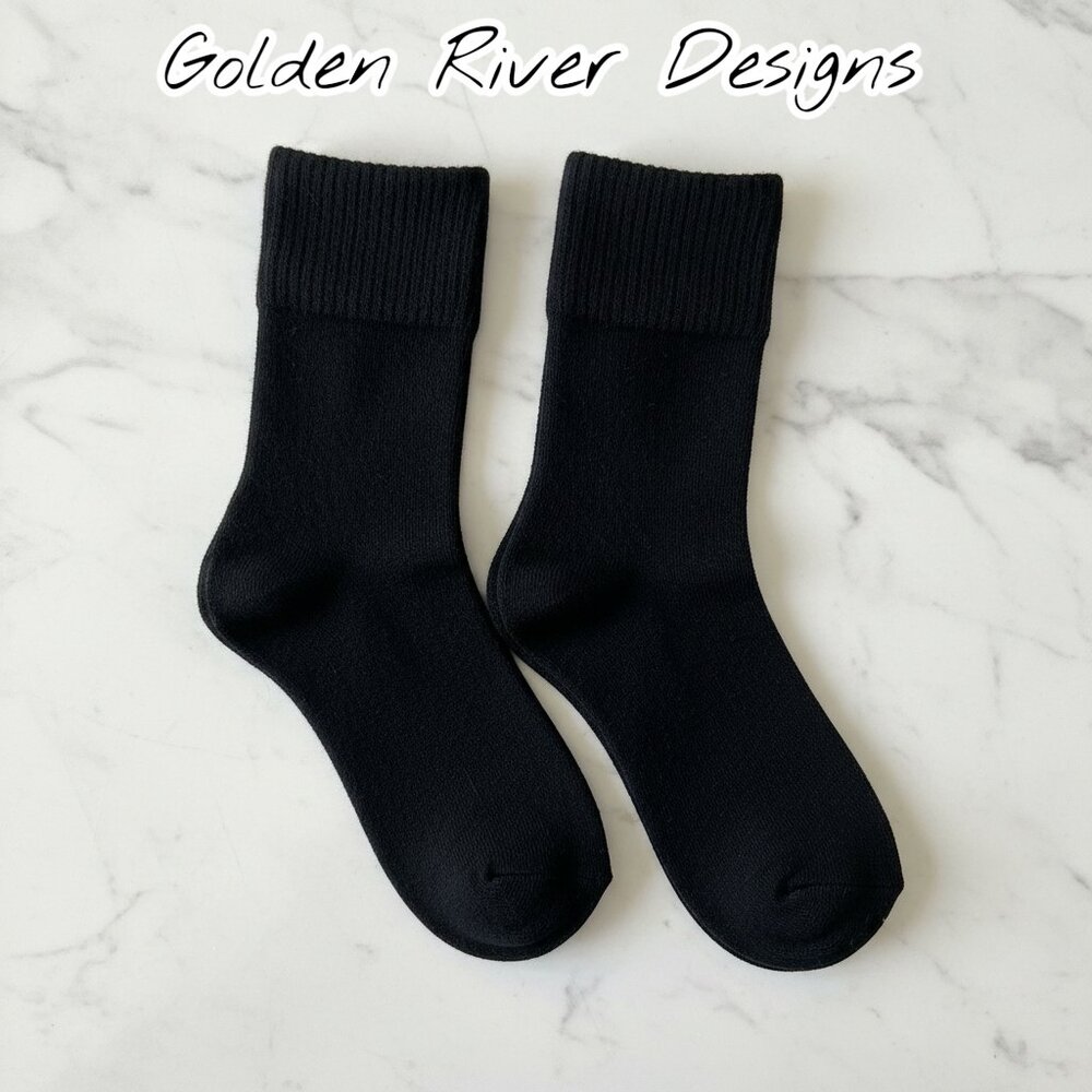 Women’s Wool Socks - 80% Sheep Wool - Black